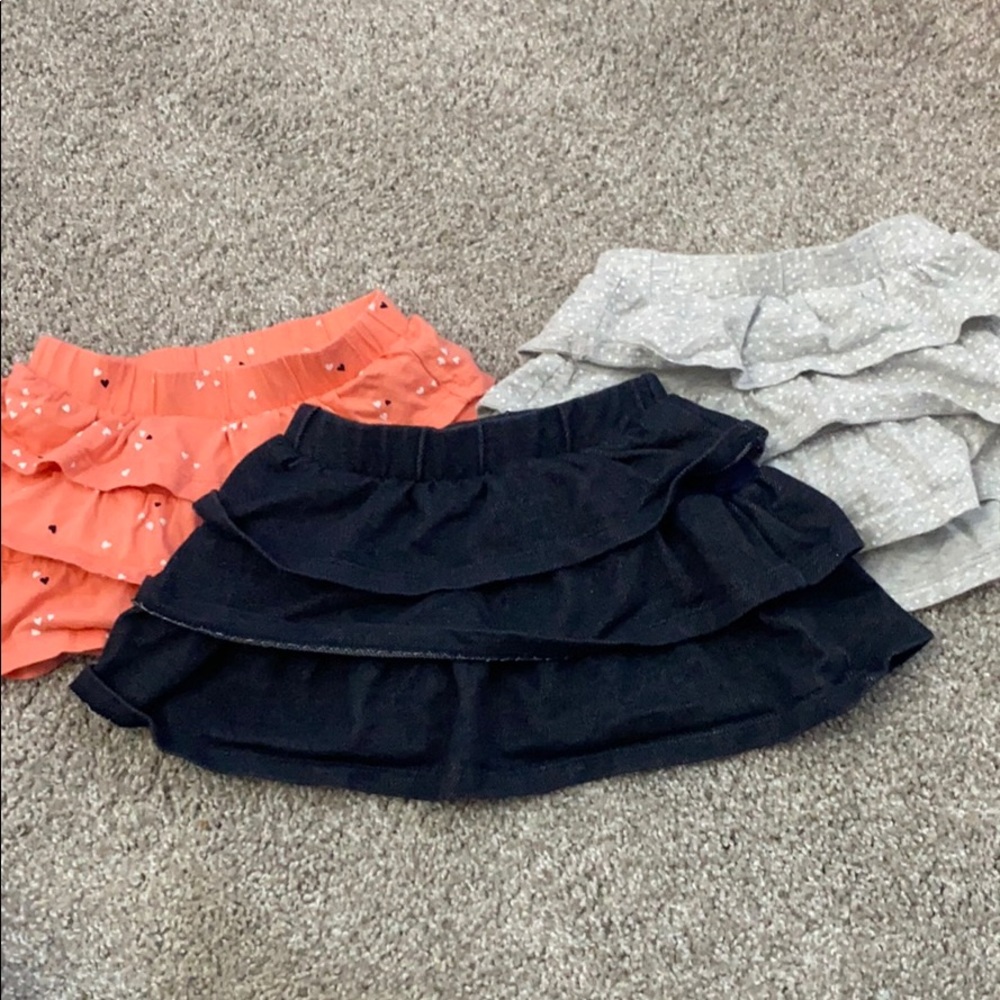 Set of 3 toddler skirts. Excellent condition!